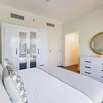 Daniels 1Br Business Bay Partial Burj Khalifa View